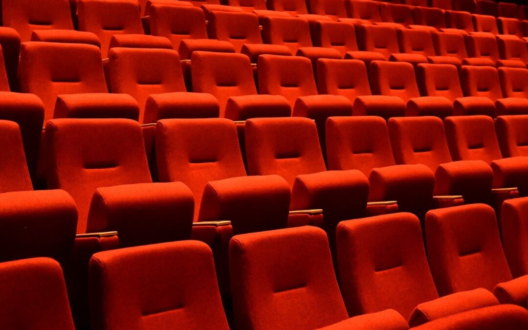 Andare al cinema: benefici per mente, cuore e relazioni…..
