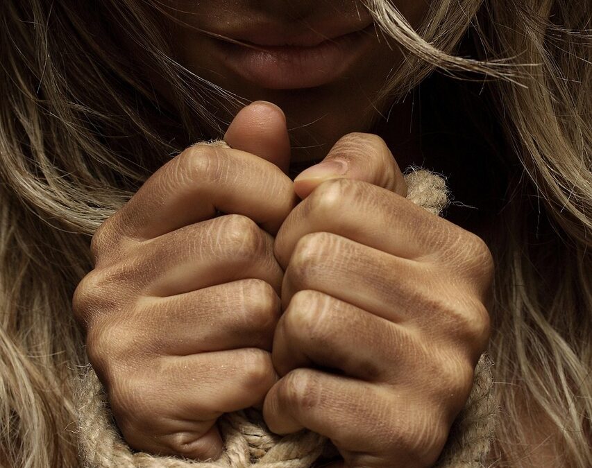 violenza sulle donne: decalogo per riconoscerla